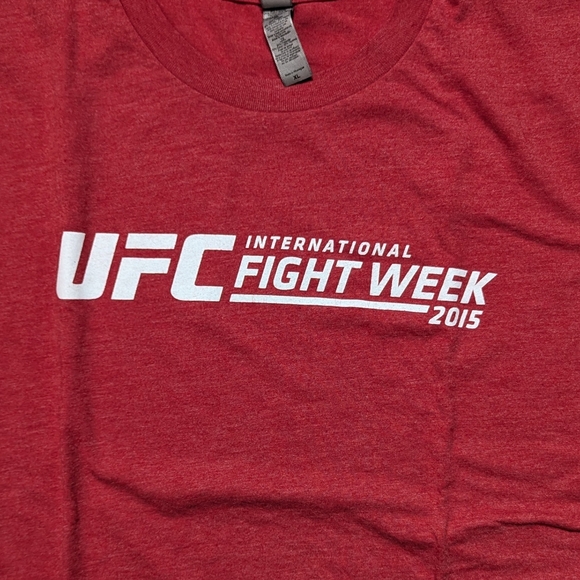 UFC International Fight Week 2015 staff t shirt. Men's large. Used. Men's XL - Picture 4 of 6